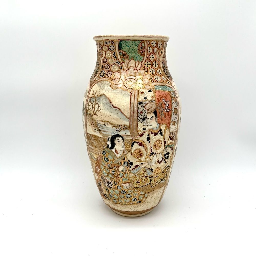 Antique Japanese Satsuma Meiji Vase Hand Painted Gold MoriageGilt Samurai